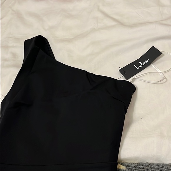Lulu's Good times only black one shoulder dress - Picture 3 of 3